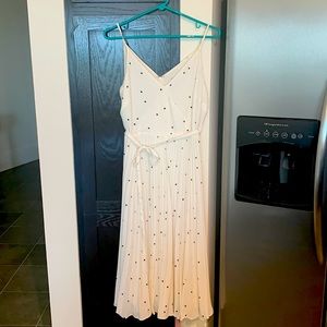 LOFT Black and White Polka Dot Midi-Dress. Size 0.  NWOT.